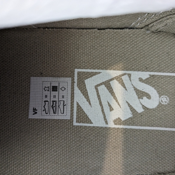 Vans Old Skool Suede Shoes - Picture 6 of 7
